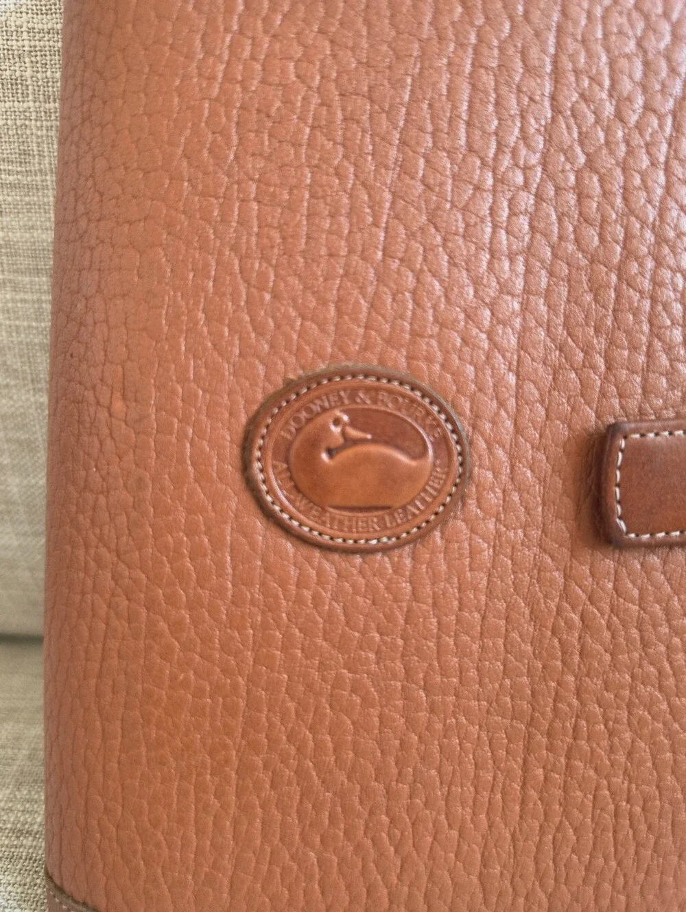 Dooney & Bourke Vintage Agenda Planner Organizer, AWL, 7.5 x 5 - Picture 2 of 11